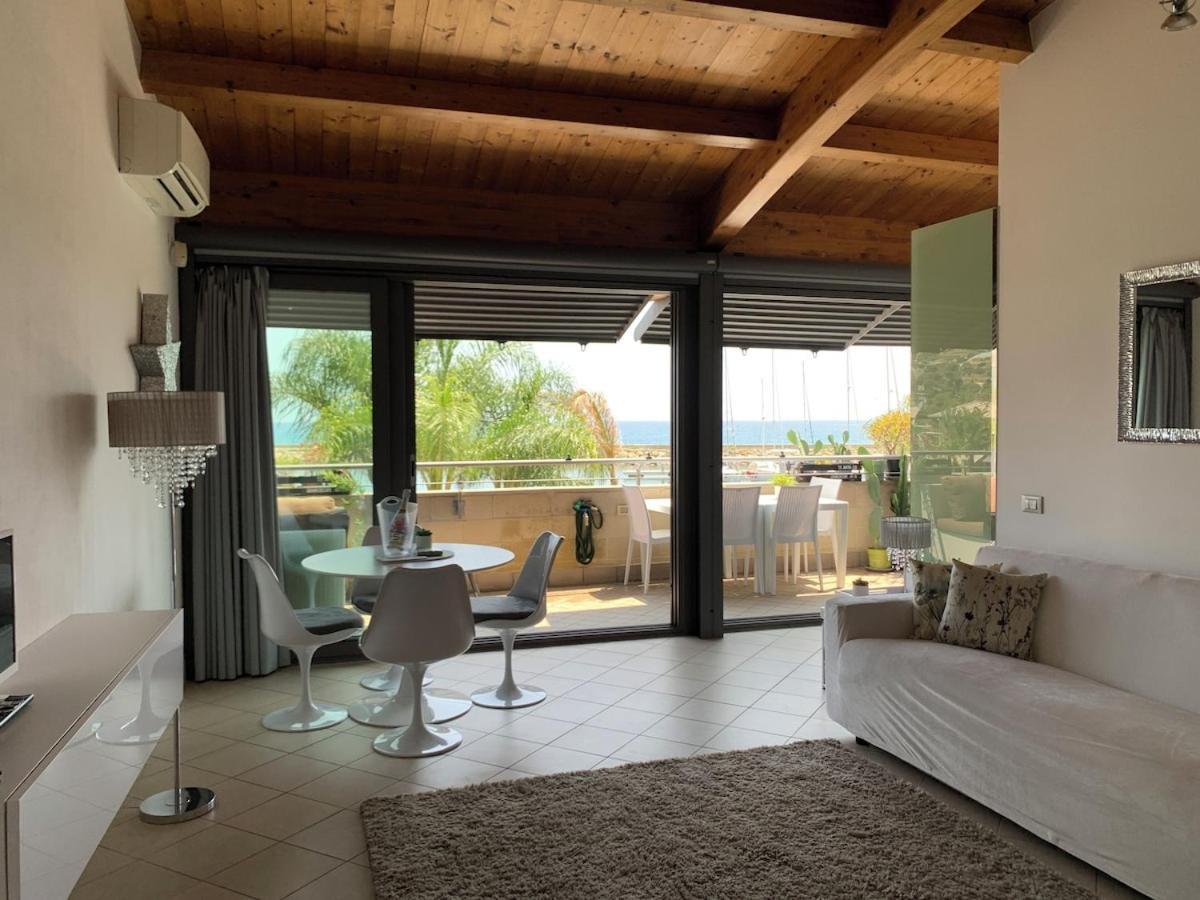 Luxury Apartment San Lorenzo Al Mare Exterior photo